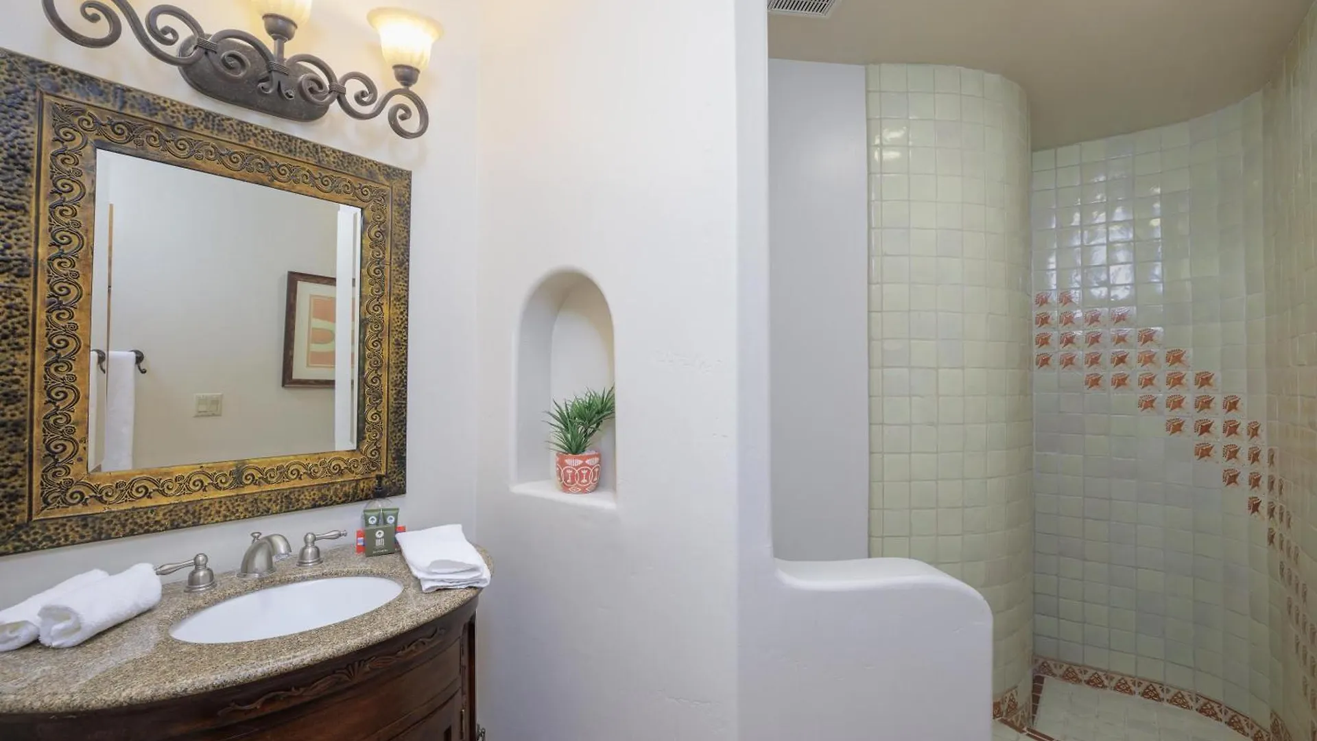 Villa Bocce Court, Heated Pool, Spa, Putting Green, More Scottsdale