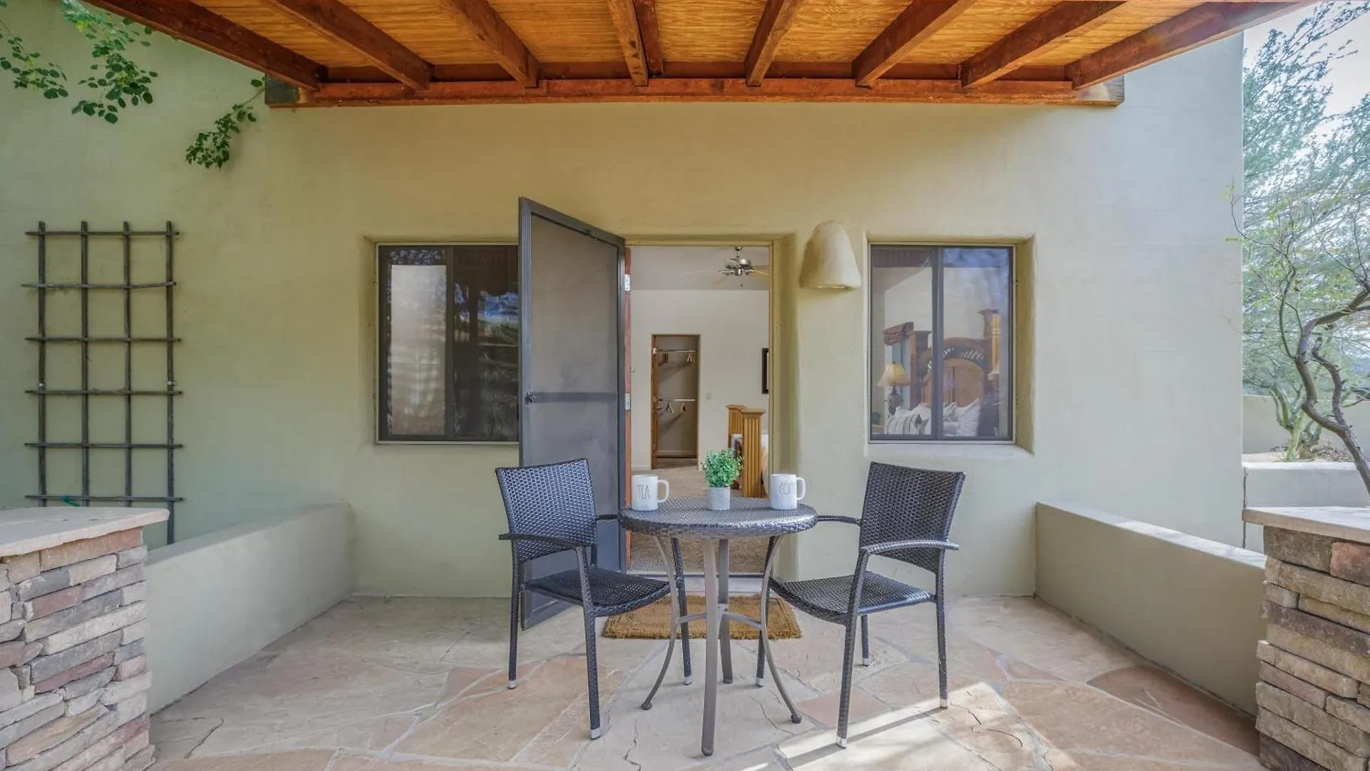 Bocce Court, Heated Pool, Spa, Putting Green, More Scottsdale