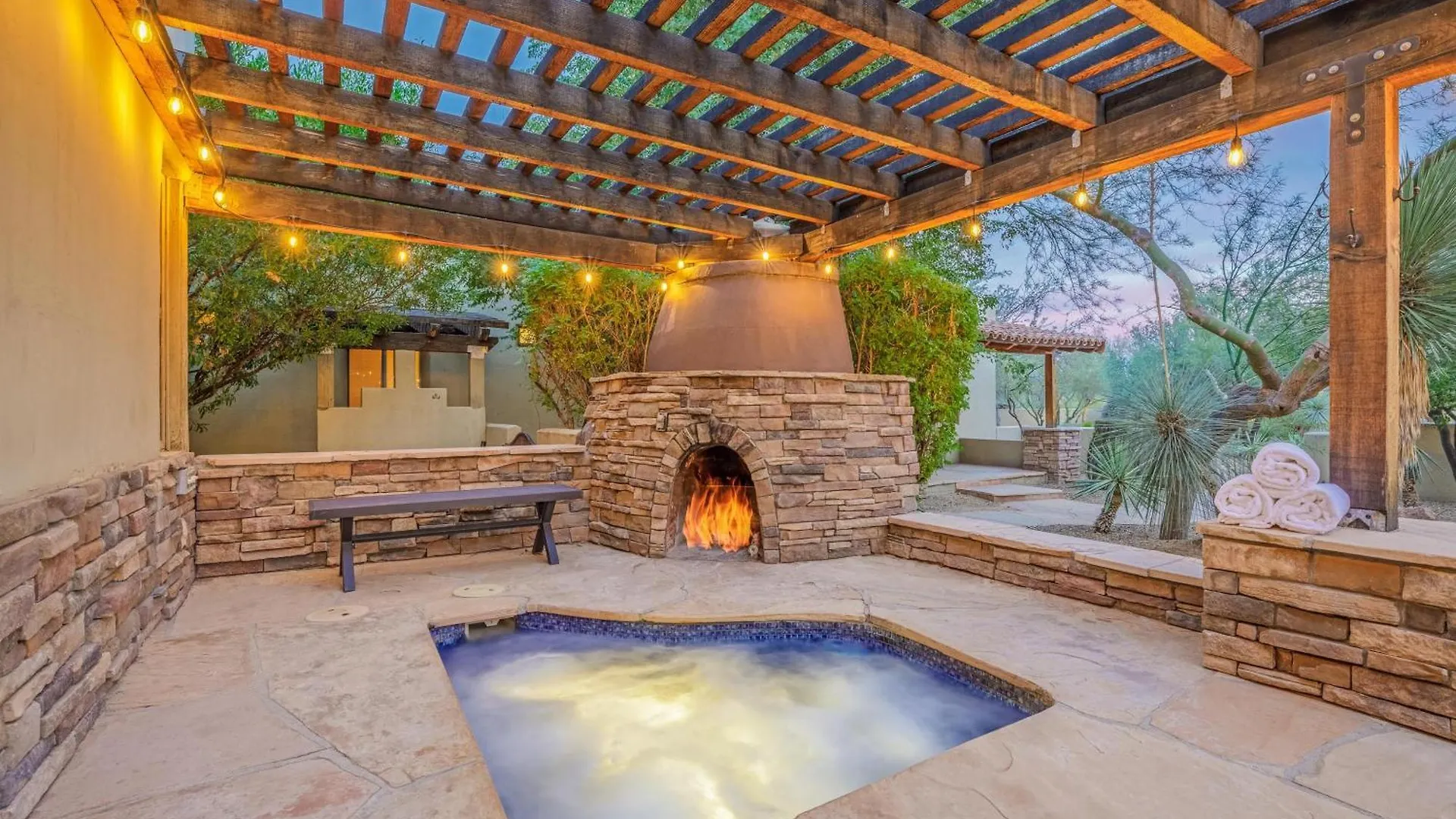 Bocce Court, Heated Pool, Spa, Putting Green, More Scottsdale 0*,  USA