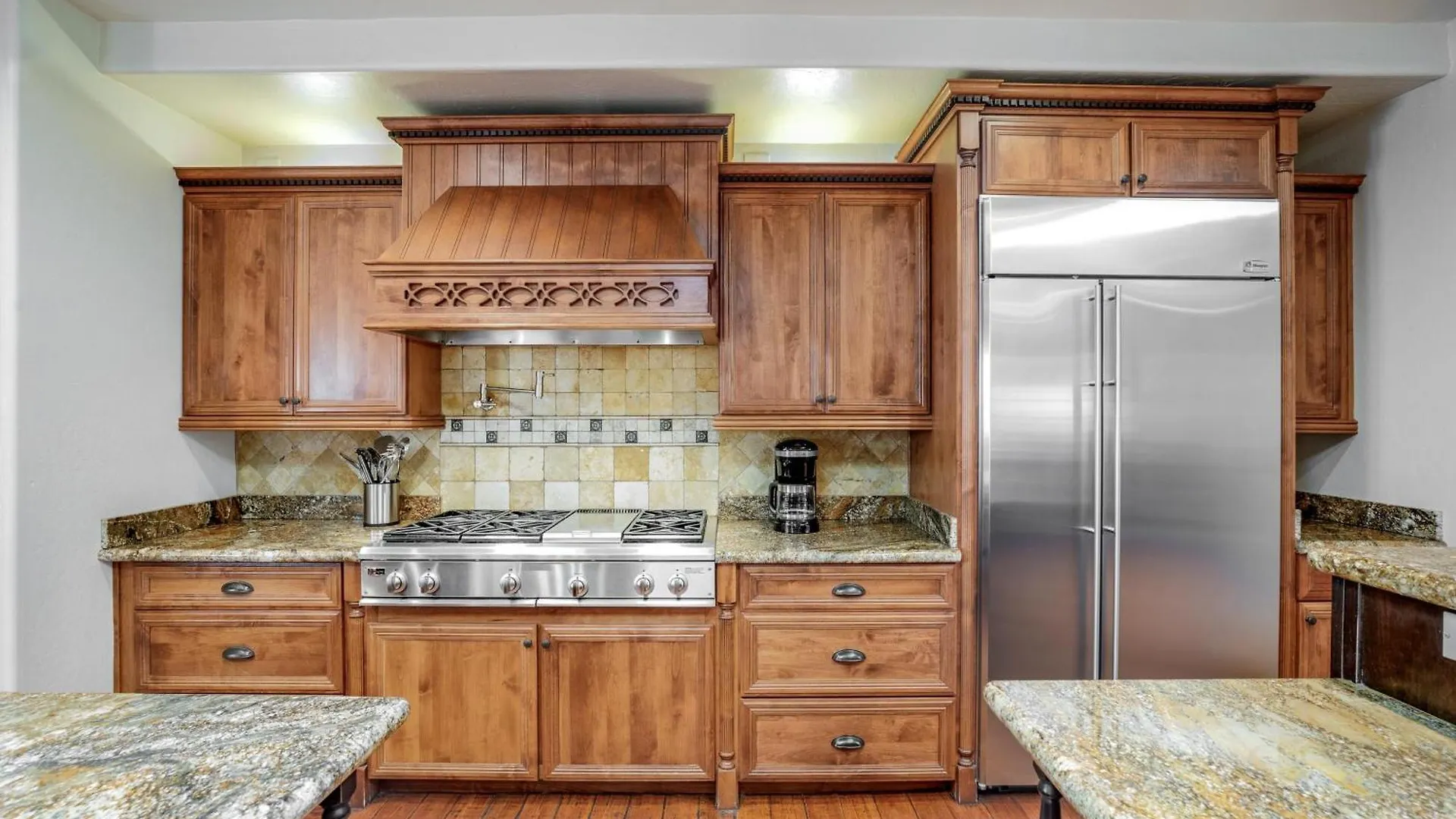 Bocce Court, Heated Pool, Spa, Putting Green, More Scottsdale Villa