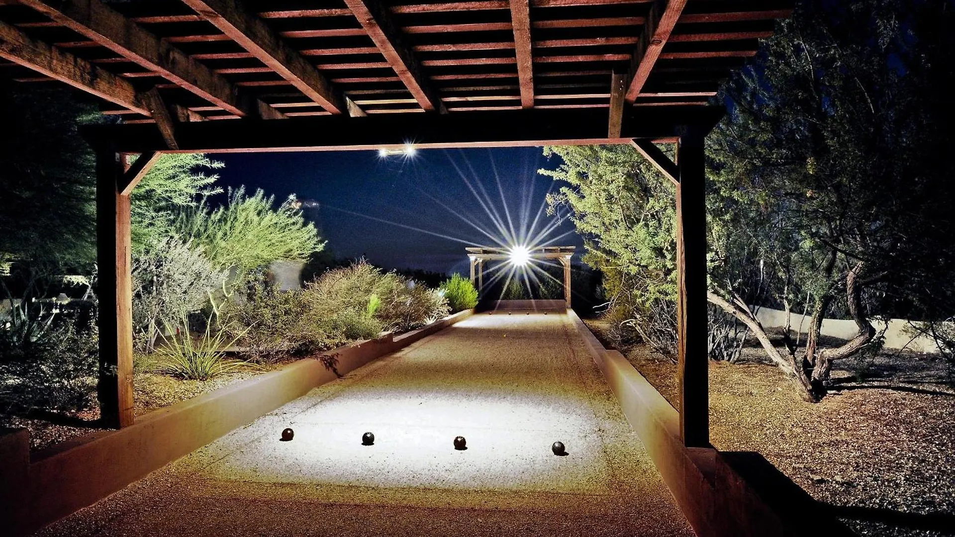 Villa Bocce Court, Heated Pool, Spa, Putting Green, More Scottsdale USA